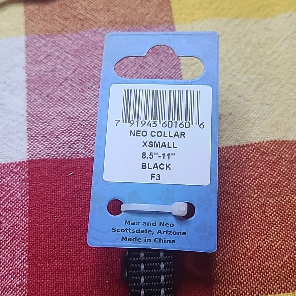 New dog collar size xsmall black